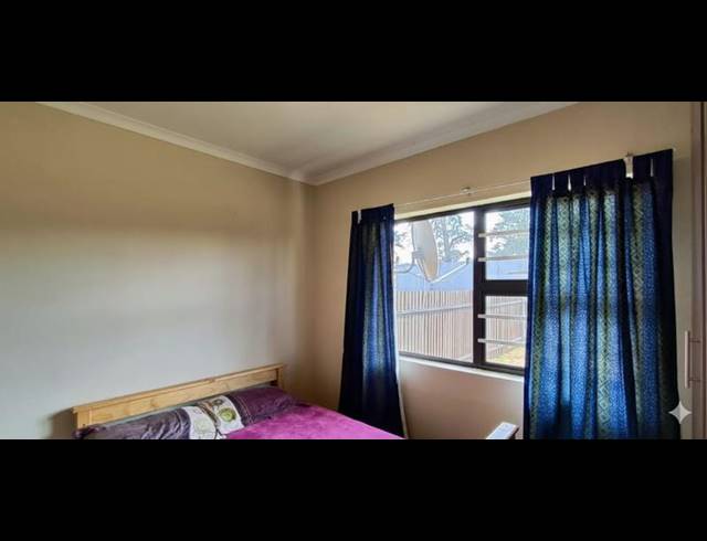 3 BEDROOM TOWNHOUSE FOR SALE IN COMET